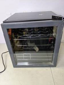 lot 87 image: BLACKDECKER 14-Bottle Capacity Wine Cellar - B