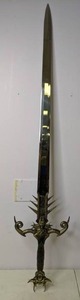 lot 88 image: Collectible Fantasy Sword with Skull Decoration - N