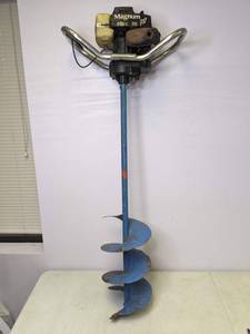 lot 155 image: Magnum 49CC III Ice Auger - B