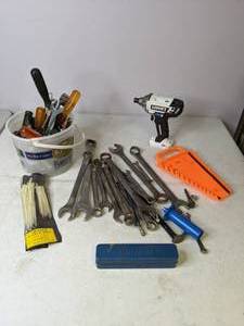 lot 118 image: Lot-O-Tools  Hart Impact Driver, Wrenches, Sockets, Grip Wrench Organizer, Buffalo Impact Driver, Cable Ties, and more - B