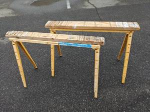 lot 165 image: Set of 2 Adjustable Folding Sawhorses - B