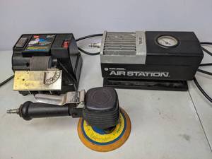 lot 90 image: Black and Decker Air Compressor, Airstream 6 Dual Action Sander, Wen Wet Wheel Machine  - B