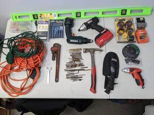lot 91 image: Miscellaneous Tools & Hardware  Knives, Fishing Lures, Drill Bits & Much More  - B