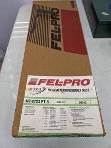 lot 210 image: Tools Gasket Set, Metric, Laser Lavel, and More - B