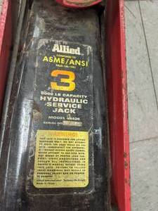 lot 220 image: Allied Hydraulic Service Jack 3 - B