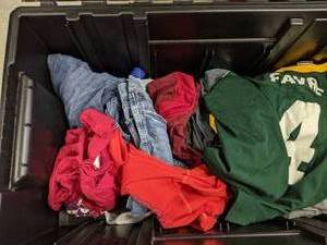 lot 413 image: Mens Clothing Brett Favre Jersey, Shirts, Pants, and More - N