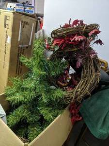 lot 394 image: 4 Ft. Lighted Tree with Stand, Wreaths and More - N