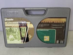 lot 418 image: Franklin Professional Horseshoes Set Player Series - N