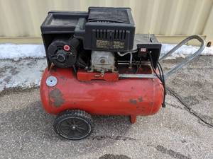 lot 449 image: Sears Craftsman Air Compressor - N