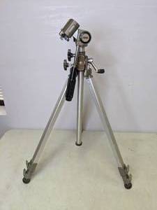 lot 428 image: Vintage Focal VS-3 Tripod - N