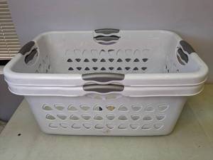 lot 482 image: Set of (2) Matching Sterilite Ultra Plastic Laundry Baskets - N