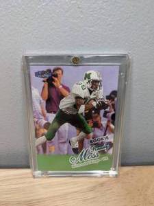 lot 34 image: 1998 Randy Moss Fleer Ultra Rookie Card Minnesota Vikings NFL - T