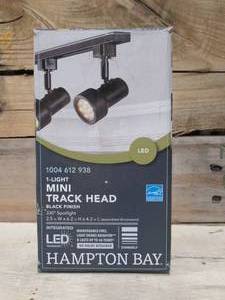 lot 36 image: Hampton Bay 1-Light Black Integrated LED Mini-Step Linear Track Lighting Head