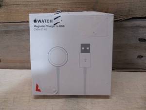 lot 119 image: Apple Watch Magnetic Charging Cable (1m) - White