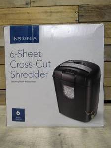 lot 145 image: Insignia - 6-Sheet Crosscut Shredder - Black