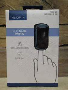 lot 126 image: Insignia - Pulse Oximeter with Digital Display - White