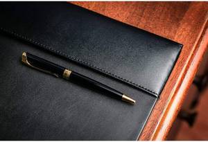 lot 96 image: Dacasso Bonded Leather Desk Pad, 30 x 18, Black