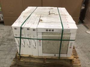 Pallet with 20 cases Castleview Beige 18 in. x 18 in. Porcelain Floor and Wall Tile (17.6 sq. ft.  case) by Daltile Customer Returns See Pictures