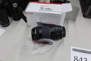 lot 843 image: Canon EF 70-300mm f4-5.6 USM Lens (in original box)