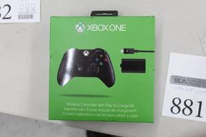 lot 881 image: Microsoft Xbox One Wireless Game Controller (New )