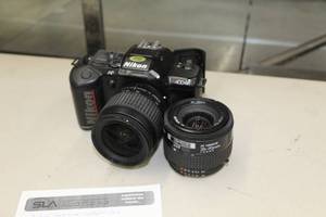 lot 844 image: Nikon N4004S Digital Camera, Lens (x2)