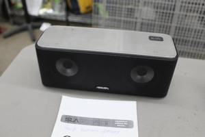 lot 894 image: Philips SB36537 Bluetooth Stereo Speaker
