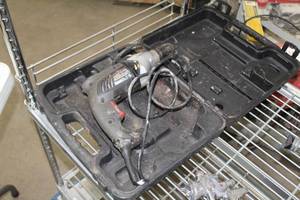 lot 926 image: Craftsman 12 Drill, Case