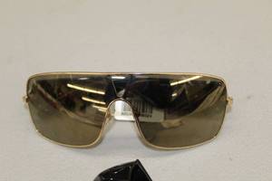 lot 956 image: Versace Sunglasses