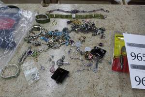 lot 967 image: Womens Jewelry - Earrings, Bracelets