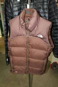 lot 1028 image: The North Face Womens Vest MM
