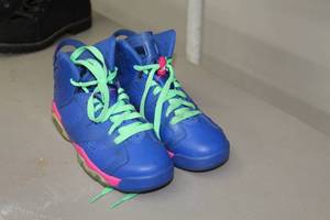 lot 1016 image: Nike Air Jordan Boys Athletic Shoes 5.5Y
