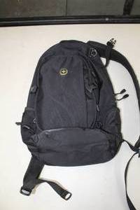 lot 1024 image: Swiss Gear Hiking Backpack