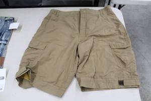 lot 1065 image: Plugg Mens Shorts 36W