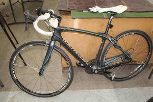 lot 1091 image: Specialized Comp Ruby 24 Mens Road Bike with 17 Grey Frame