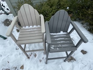 lot 160 image: Patio Table Set