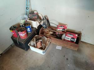 lot 208 image: Collection of hand tools and more