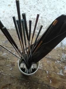 lot 169 image: Golf Clubs