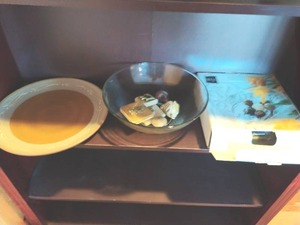 lot 196 image: Misc. Dcor