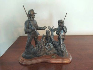 lot 1 image: Pheasants Forever Limited Edition Statue