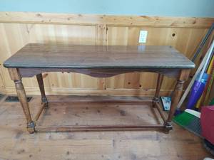 lot 42 image: Console Table