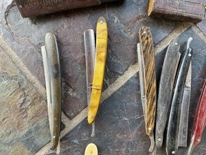 lot 231 image: Collection of Barber Straight Blades