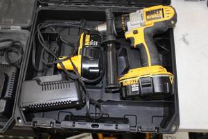 lot 262 image: DeWalt DCD940 18V 12 XRP DrillDriver, Batteries (x2), Charger, Case