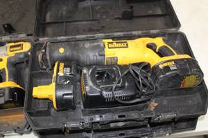 lot 270 image: DeWalt DC385 18V Variable Speed Reciprocating Saw, Batteries (x2), Charger, Case