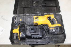 lot 269 image: DeWalt DC385 18V Variable Speed Reciprocating Saw, Batteries (x2), Charger, Case