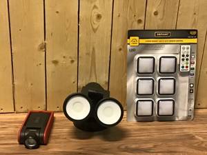 lot 54 image: MIX LOT OF LIGHTS Customer Returns See Pictures