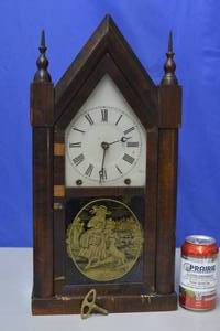 lot 4 image: Antique Steeple clock