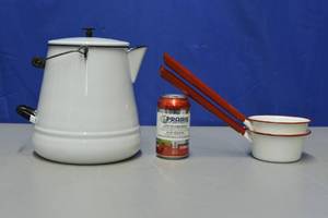 lot 13 image: White enamel coffee pot and 2 long handle water drippers