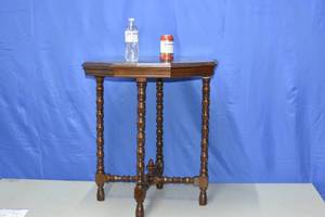 lot 26 image: Octagon side table with turned wood spindles