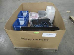 lot 129 image: MIXED PALLET OF MISCELLANEOUS STORAGE BINS AND WINDOW BOX LINERS