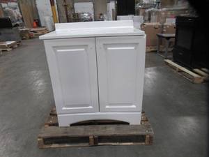 lot 217 image: Glacier Bay 30.5 Bathroom Vanity Model GB30P2COM-WH ( Scratch & Dent)